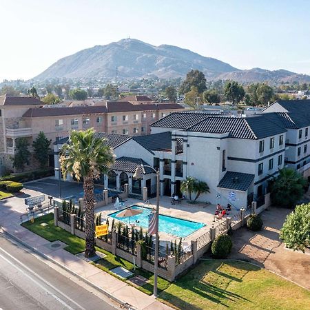 Mainstay Suites Moreno Valley Near March Air Reserve Base Exterior photo