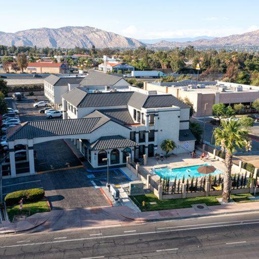 Mainstay Suites Moreno Valley Near March Air Reserve Base Exterior photo